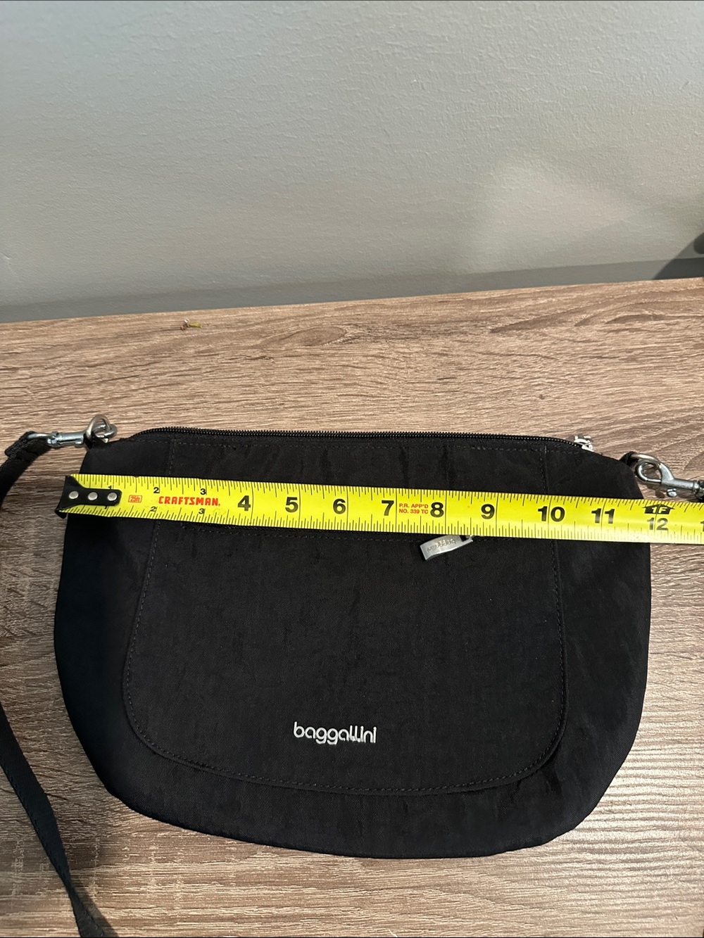 Baggallini Black Nylon Crossbody Bag - Picture 9 of 11